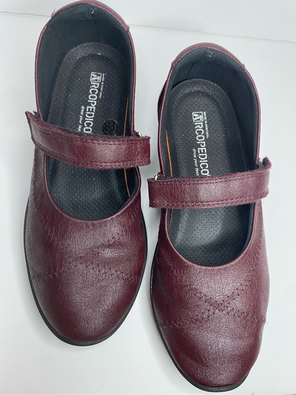 Arcopedico Women's Wine Mary Jane Flats